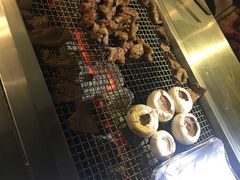 -马路牙子地桌烤肉(工体店)