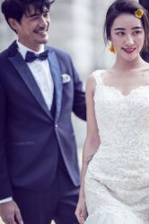 欧美时尚-巴黎婚纱摄影工作室