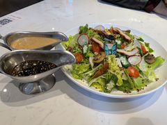 鸡肉藜麦蘑菇沙拉-峨嵋小镇·川菜(勒泰中心店)