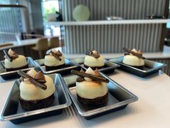 -奔驰上海利星(七宝店)