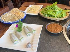 -大匠工房古船木艺术餐厅·猪肚鸡专门店(长白仙岛店)