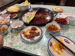 -鸿姐老火锅(疁城新天地店)