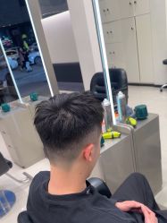 -摩登时代美发沙龙