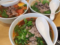 -三千粉牛肉米粉(来客茂店)