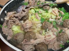 -川堂风·跷脚牛肉·乐山爆炒(宝山日月光店)