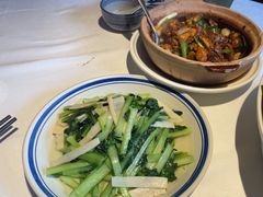 -八府香鸭·啫啫煲(华山路店)