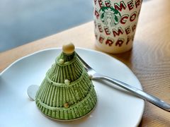 圣诞树抹茶奶酪流心蛋糕-星巴克臻选(南京艾尚天地店)