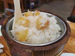-滇香肴·云南菜蒸汽石锅鱼(云南北路店)
