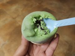 抹茶红豆雪媚娘-蜜蜂小象·榴莲千层蛋糕(时代汇11栋店)