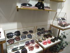 -肆兮眼镜·蔡司·徕卡战略合作店(大坪店)