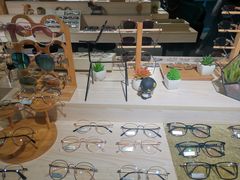 -Trend1881视光·蔡司视觉(领展广场店)