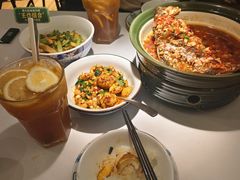-费大厨辣椒炒肉(高铁吾悦广场店)