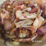 辛苦老妈子每天都会早起煮一天的饭菜