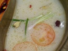 -小天鹅火锅·一线江景洪鼎旗舰店(洪崖洞店)