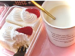 -红宝石·鲜奶小方·海派西点房(丰庄店)