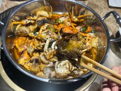-七欣天香辣蟹火锅(常熟珠海路万达广场店)