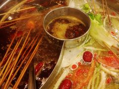 -佰人王串串香火锅(洋珠巷店)