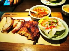 -大头虾越式风味餐厅(光明广场店)