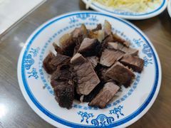 五香烧牛肉-老爆肚满五香烧牛羊肉
