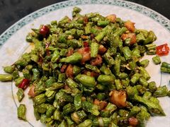 -黑龙江美食城(三角公园店)