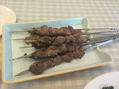 烤羊肉串-新疆饭庄