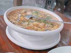 酸辣汤-渠口周家肉饼