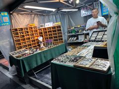 -吴山路夜市