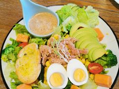 -丽莎沙拉轻食餐厅(国贸店)