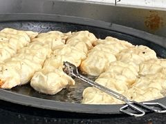 -黄阿姨锅贴大王(万航渡路店)