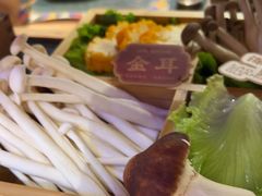 -廖掌柜·重庆鲜货火锅(上海首店)