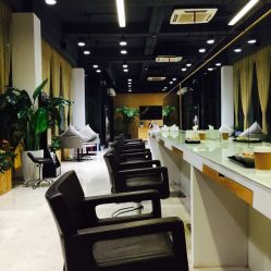-CARR SALON