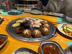 -唯成•韩国炭火烤肉 유성고기