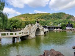 -灵岩山风景区