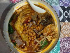 -丽丽三鲜螺蛳粉(田林路店)
