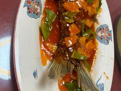 -雪湖煜辰鱼头老店(雪野湖店)