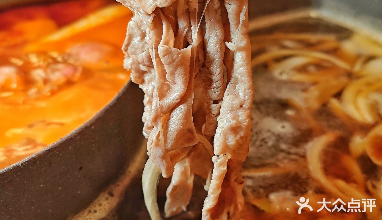 和牛敞吃，一不小心又吃到扶墙出