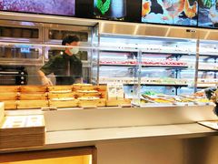 -老乡鸡(上海白玉兰广场店)