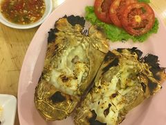 -J Daeng Seafood