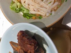 -百春原湖南牛肉粉(百联世纪店)