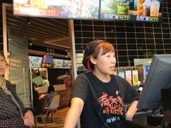 -肯德基(中纬店)