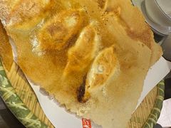 虾仁肉三鲜锅贴-闫府私房菜·百年鲁菜(恒隆店)