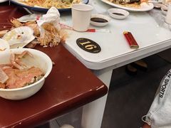 -三姐妹·海鲜大排档