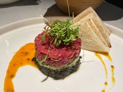 牛肉塔塔配牛油果黑橄榄酱-Solo(衡山路店)