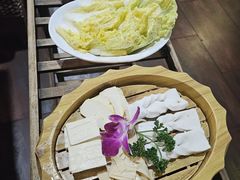 -滇釜火锅·能喝汤的火锅(车公庄店)