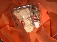 -白玉兰食品甜凤店(合生汇店)