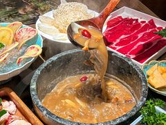 -蘑界·野生菌火锅(深业上城店)