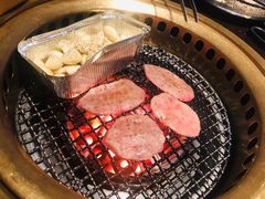 -山川小町·极番烧肉(新地假日广场店)
