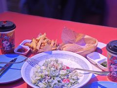 -DEEP·美式餐吧(五棵松华熙LIVE店)