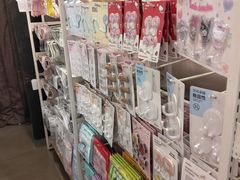 -名创优品(天津市河东万达广场店)