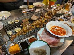-马路牙子烧烤音乐酒馆(望京店)
